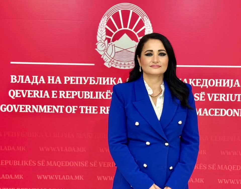 Azizi  100 autoambulanca të reja për institucionet publike shëndetësore  nga Likova deri në Strugë
