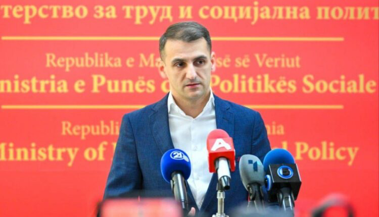 Vellkovski  Të rinjtë në Maqedoni përsëri do të pajisen me Kartë rinore evropiane