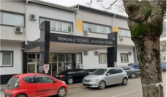 Komuna çon në përmbarues mos paguesit e tatimit në pronë dhe taksave për firmat  qindra tetovarë me llogari të bllokuara
