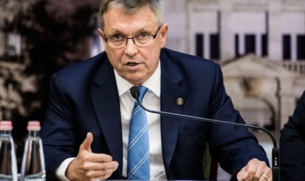 Dyshime për zhdukjen e mbi 500 milionë eurove  hetohet ish guvernatori hungarez