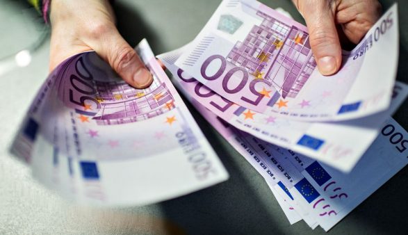 Sllovenia vendos bonus të detyrueshëm për fundvit  minimumi 740 euro për çdo punëtor