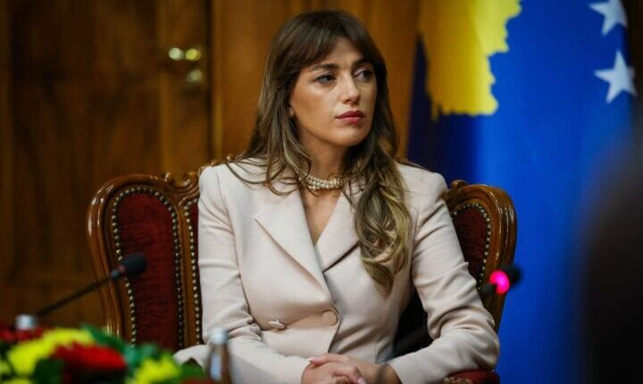 haxhiu-ne-shkup-nuk-presim-ndryshime-ne-qasjen-e-serbise-ndaj-kosoves