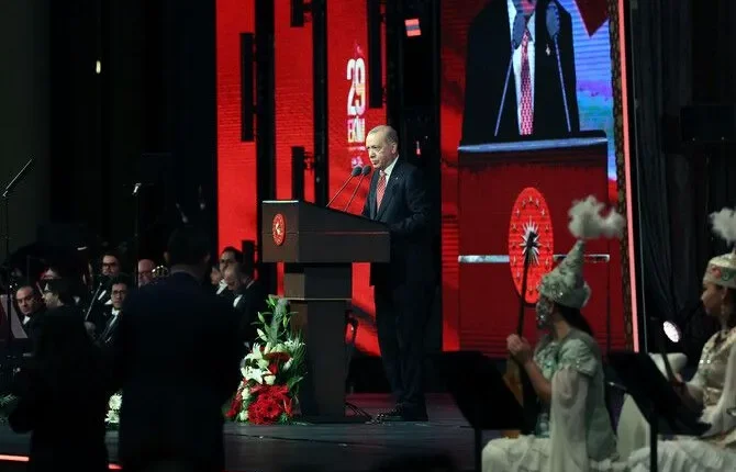 Presidenti Erdogan  Bota turkike do të përpiqet ta shndërrojë periudhën e ardhshme në  Shekullin Turk 