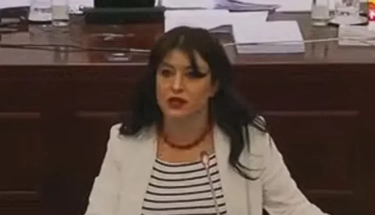 Mojsoska  VMRO DPMNE ua numëron kafshatat studentëve  ndërsa shpenzon një milion euro për ngjarje qeveritare