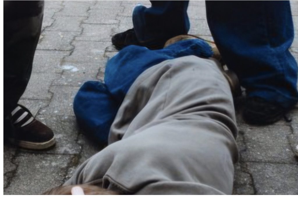 Dhunë mes të miturve në një shkollë në Tetovë  14 vjeçari rrihet nga bashkëmoshatari i tij