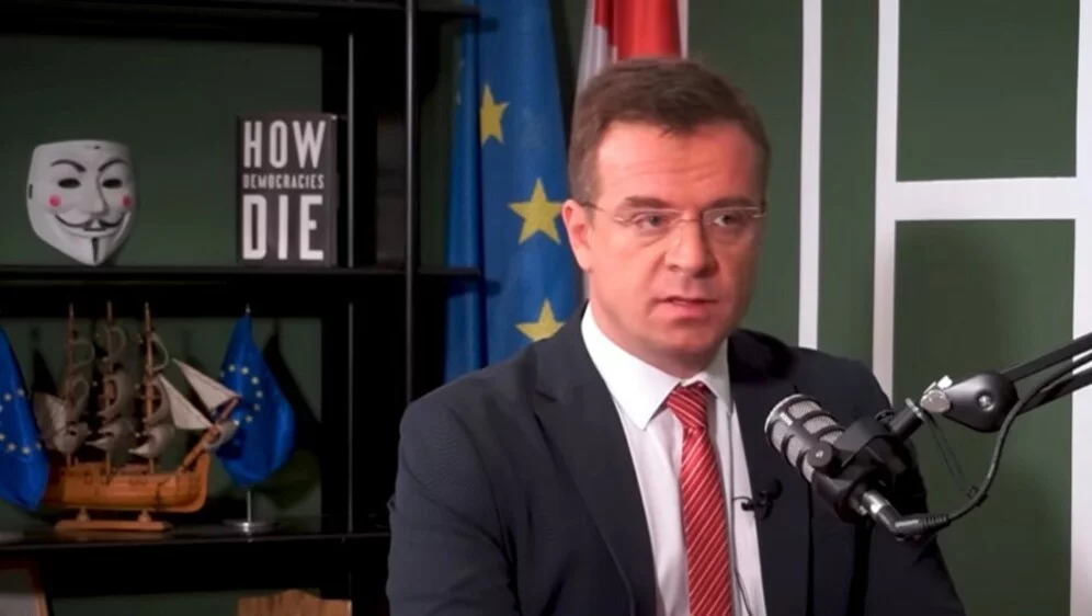 avokati-nga-beogradi-vuciqi-mund-te-perfundoje-ne-pranga