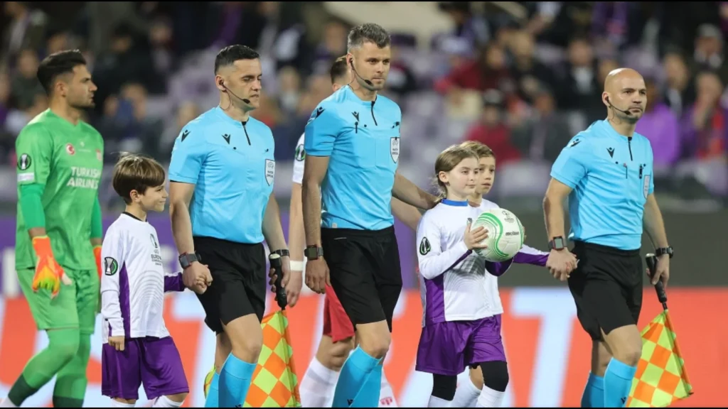 Kompeticionet Evropiane  Arbitra shqiptarë do të vendosin drejtësi në Europa dhe Conference League