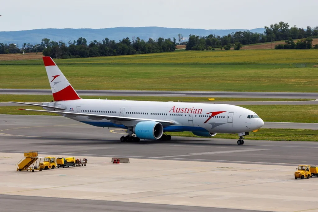 Alarm për bombë në avionin e Austrian Airlines  Bën ulje emergjente në Sofje gjatë fluturimit Tel Aviv Vjenë