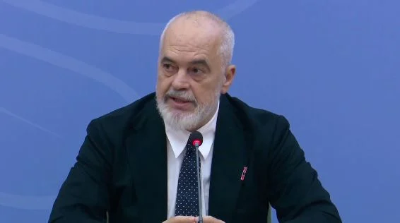 protestat-e-dhunshme-edi-rama-2500-euro-shtese-per-cdo-efektiv-ne-front