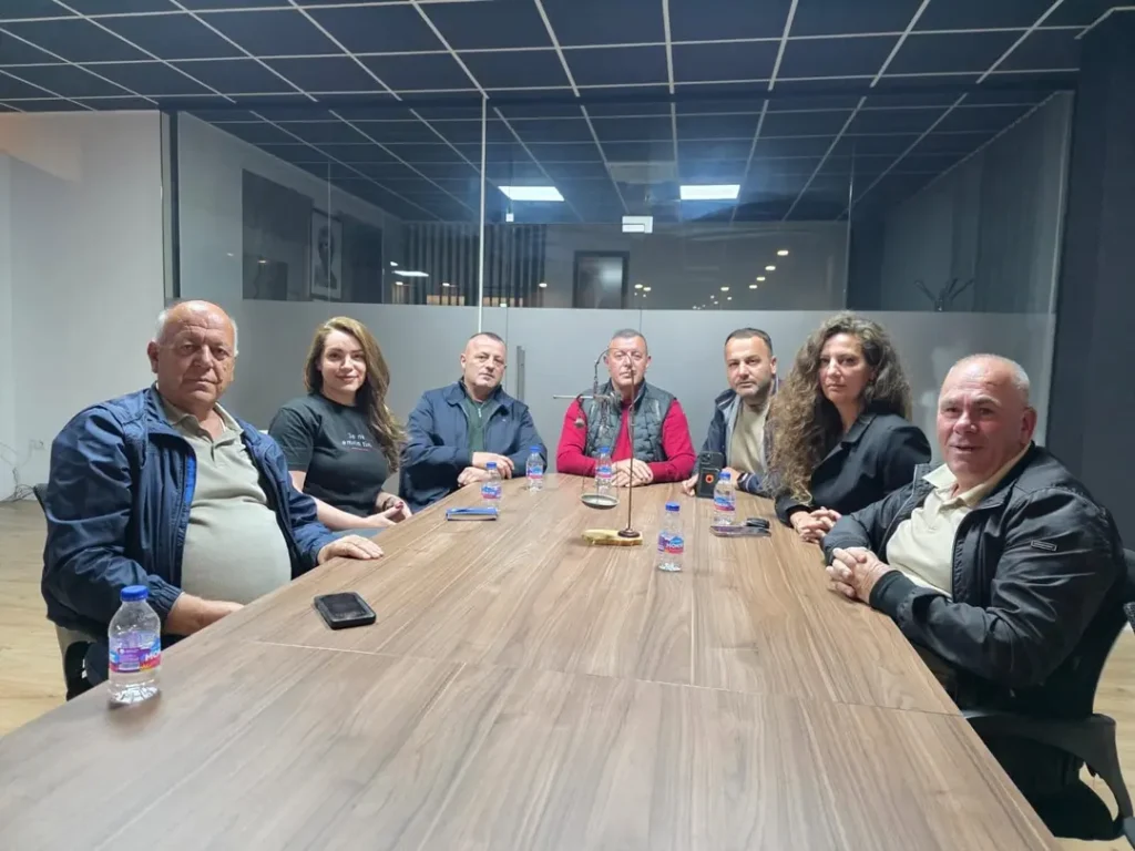 Xhafer Gashi bashkë me grupin e asambleistëve të LDK së të zhgënjyer nga mosvotimi i ligjit për specialen  publikon dorëheqjen